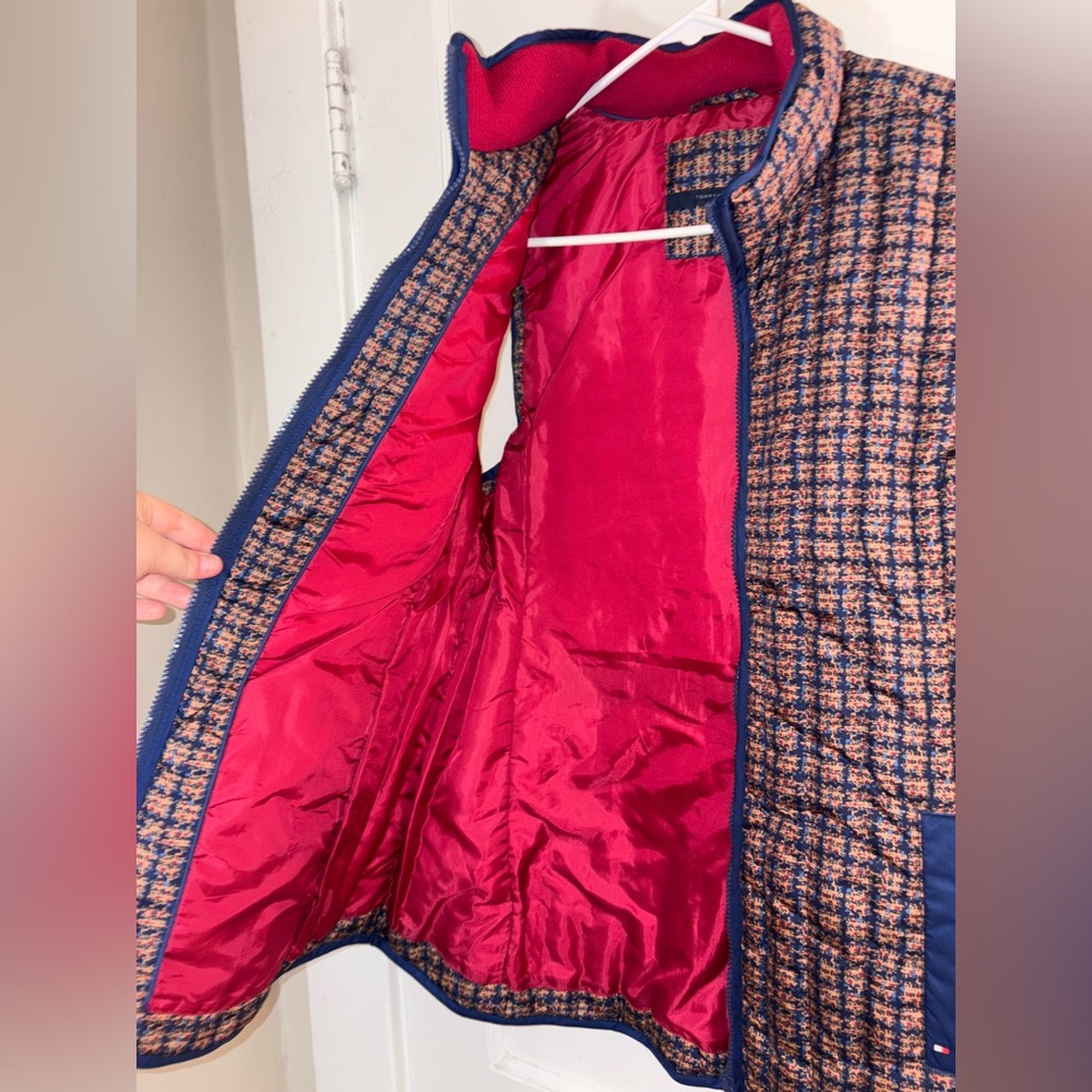NWT Tommy Hilfiger Down Feather Puffer Vest in Blue Red Yellow – Women’s Large - Picture 7 of 15